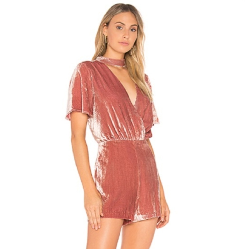 NWOT Gorgeous J.O.A Velvet Romper in Dusty Pink